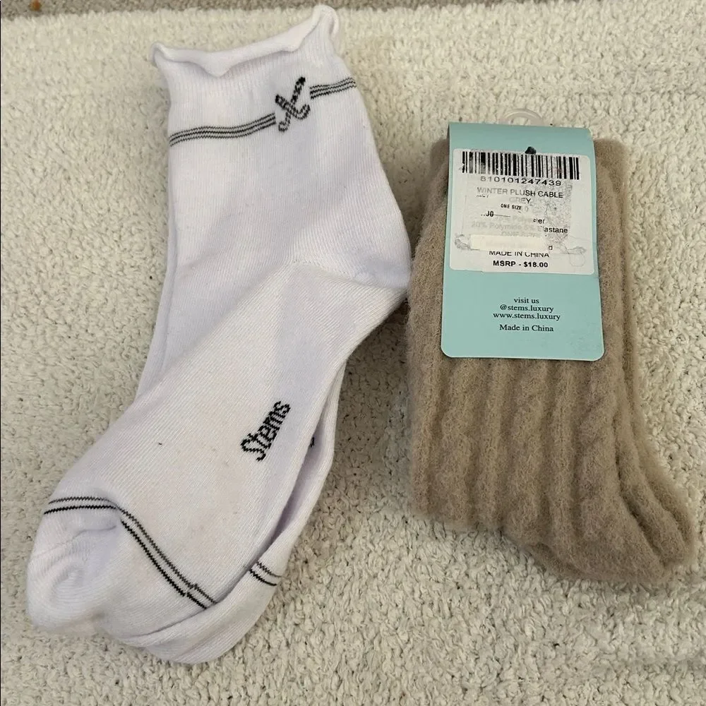 STEMS bundle crew  Golf Lettuce Edge Ankle Socks - White Winter plush cable grey